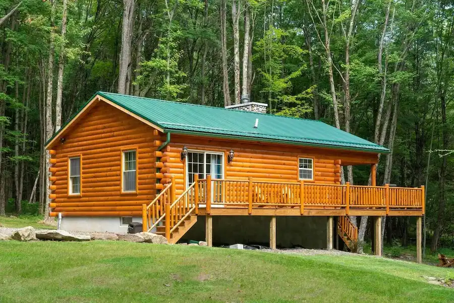 Catskills Romantic Cabin Getaways with Hot Tubs in NY