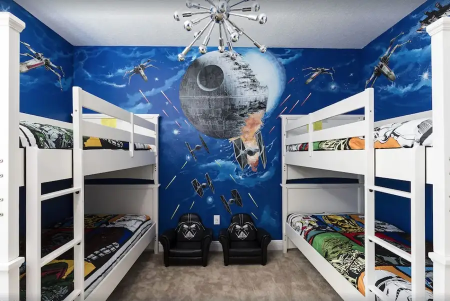Frozen & Star Wars-Themed Rooms, Orlando, FL